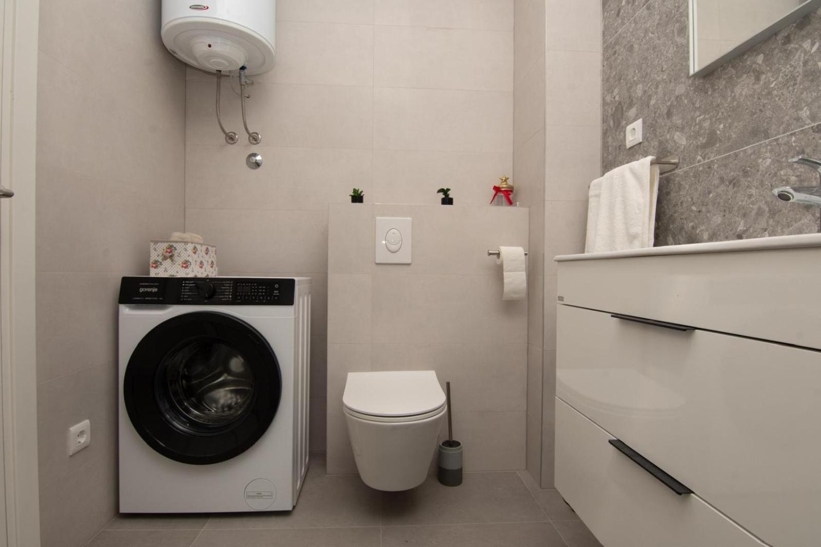 Studio Apartman Apollonia Sinj Exterior foto